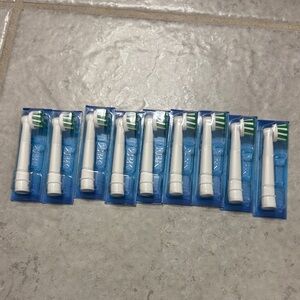 White Toothbrush Heads